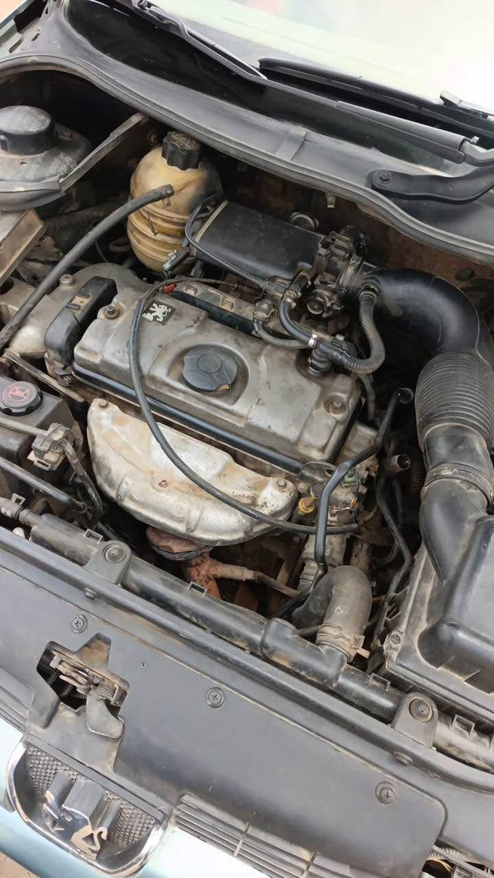 A picture of Super sharp untempered engine and gear manual Peugeot 206 Ac