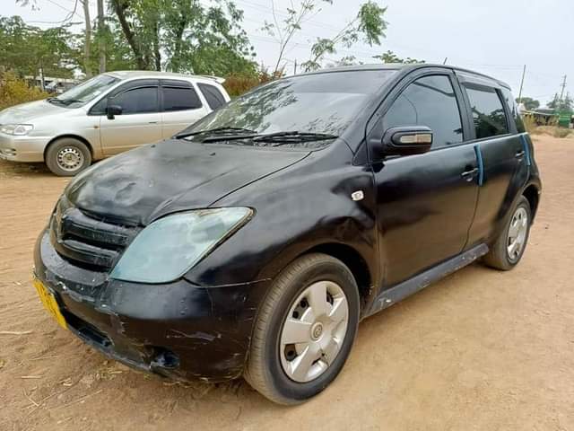A picture of Ist milion 6.8 Ipo mwanza Automatic Engine safi 0784857610 kama_una_uza_gari_lako_nitumie