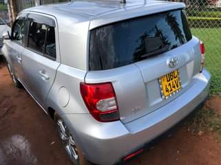 A picture of Toyota ist 2008