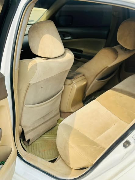 A picture of Honda account 2009 model everything is perfect is going for