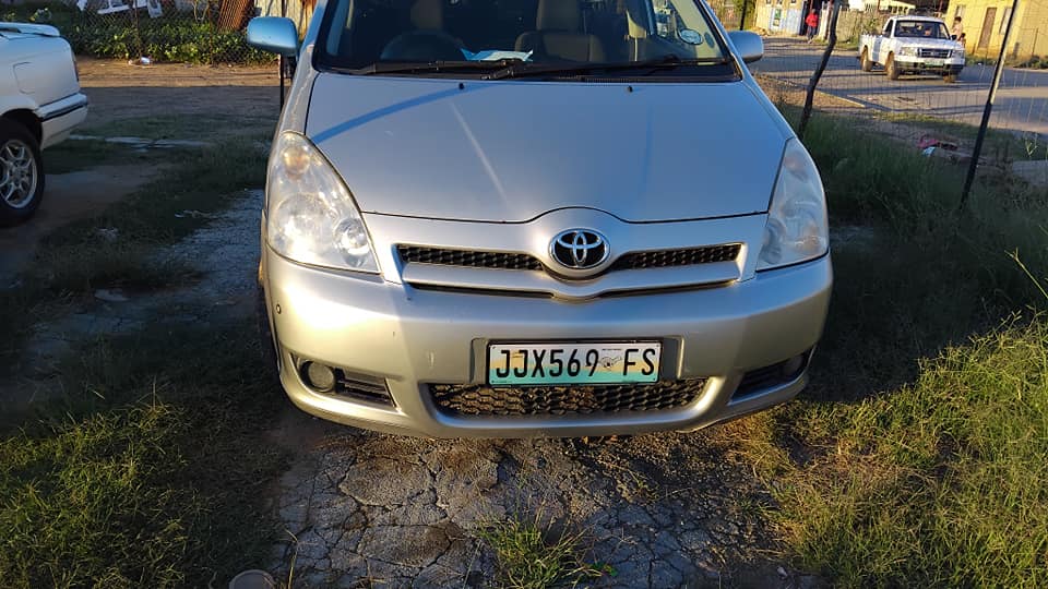 toyota verso