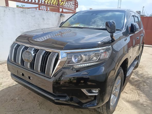 A picture of Toyota Land Cruiser Prado 150