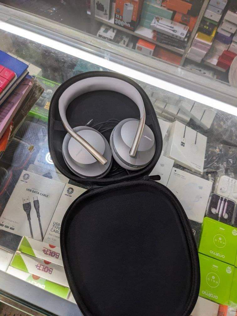 A picture of Bose headphones