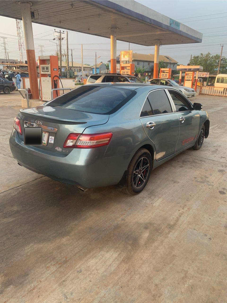 A picture of Toyota camry 2009 First body Thumb start Engine and gear