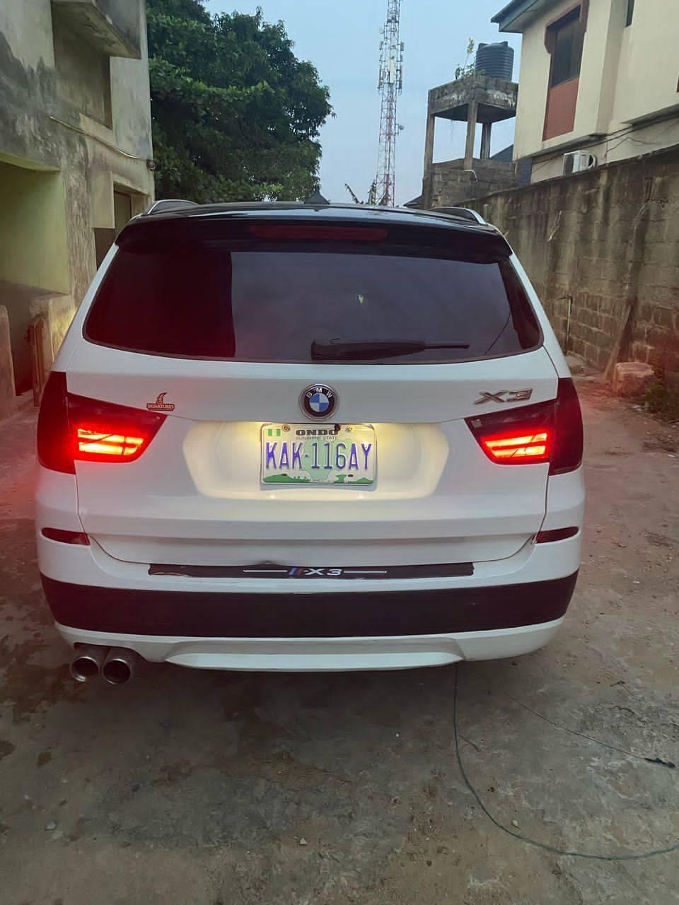 A picture of BMW X3 2012. First body. Full option