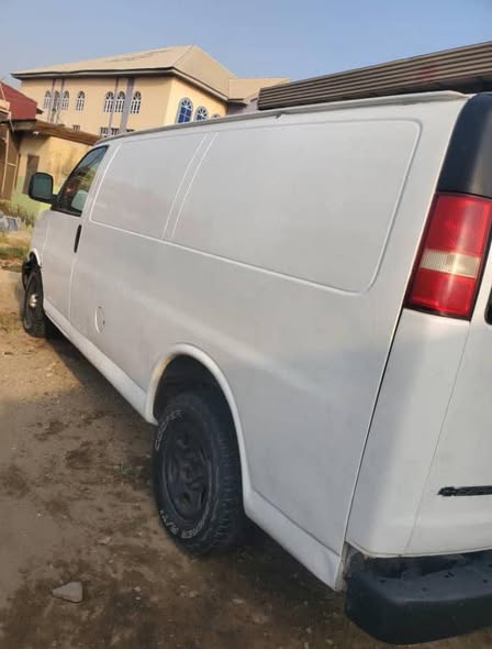 A picture of Chevrolet Express tokunbo for sale