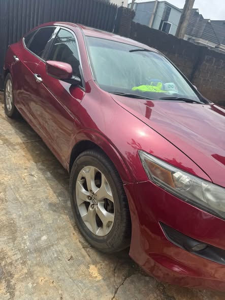 A picture of Clean Used Toks grade 011 Crosstour