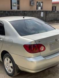 A picture of Fairly used 04 Corolla GOLD 3 120M