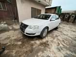 A picture of Giveaway price Tokunbo standard passat for sale. 2008 model. 4