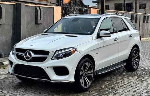 A picture of REGISTERED Mercedes Benz ml350 2014 Upgraded to Gle350 Park ssis