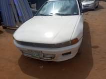 A picture of Mitsubishi Galant first body pan