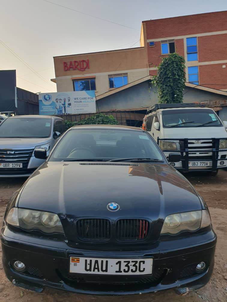A picture of Bmw 320i 10m