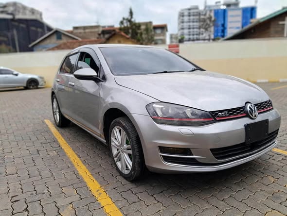 A picture of Milleage 183 000 Volkswagon Golf TSi Year 2013 Cc 1400