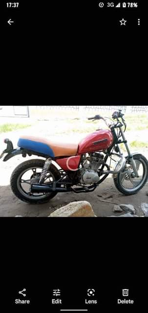 A picture of Toyo mashine 125cc 450 000