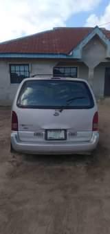 A picture of Nissan Quest