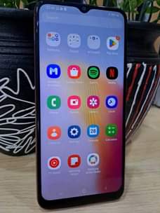 A picture of Samsung galaxy a04e UI6 android 14