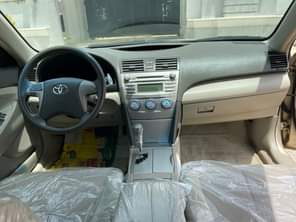 A picture of FOREIGN USED TOYOTA CAMRY LE 2010 MODEL WITH ITS ORIGINAL