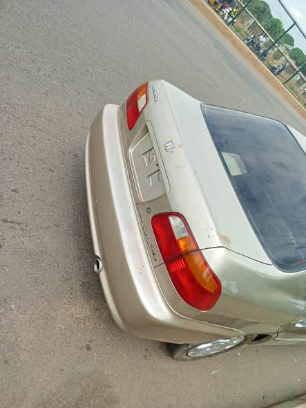 A picture of Urgent Money needed Honda 2000 model AUTOMATIC TRANSMISSION price 2