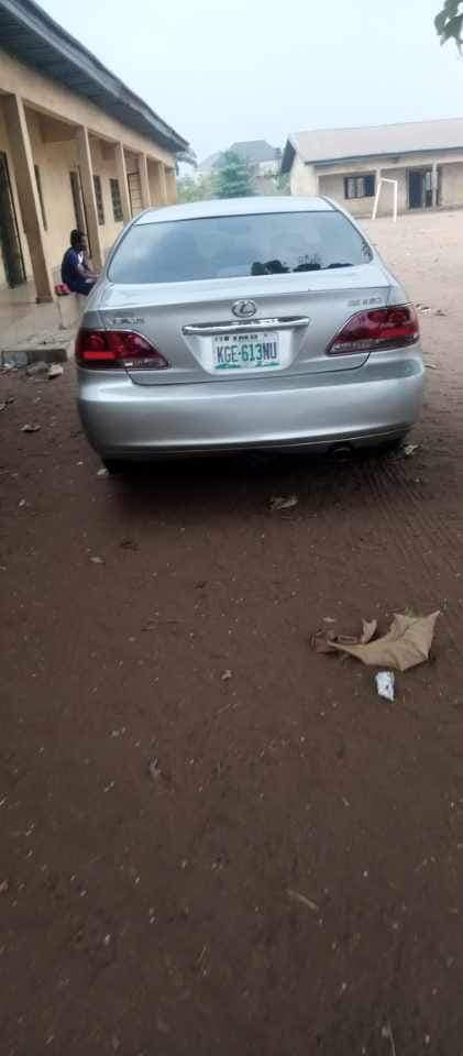 A picture of Lexus es 330