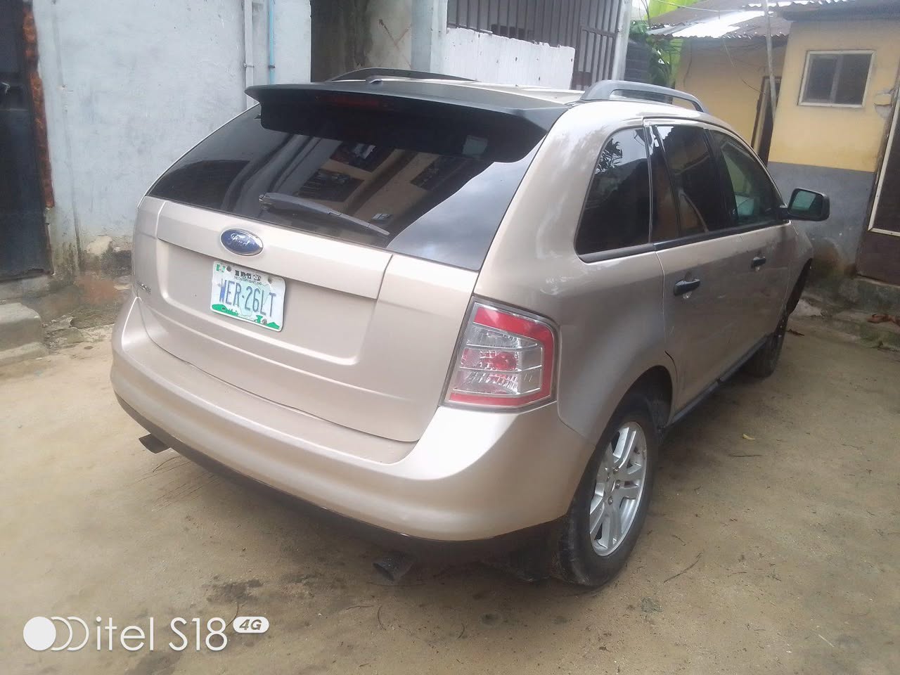 A picture of Clean and sound Ford edge jeep 2008 model