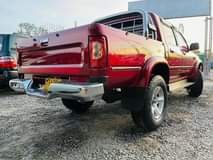 A picture of TOYOTA HILUX double cabin