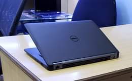 A picture of Dell latitude 7270