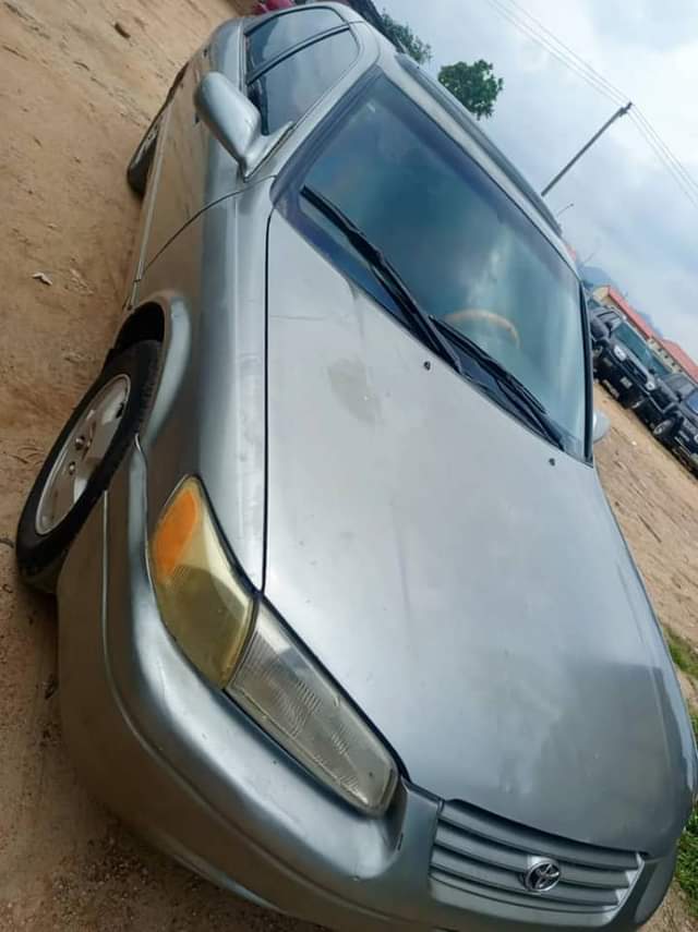 A picture of Camry pencil light