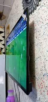 A picture of Pinetech smart 4k inch 55 imetumika 0689173466
