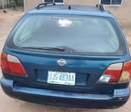 A picture of Nissan Primera 2000 model