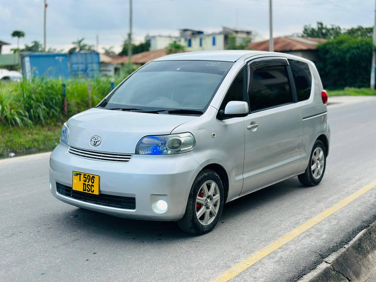 A picture of TOYOTA PORTE FOR SALE 0719748337