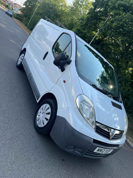 vauxhall vivaro
