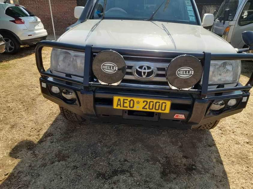 toyota land cruiser