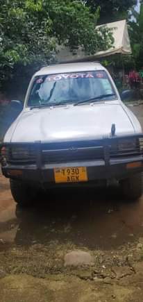 A picture of Hilux 2 8