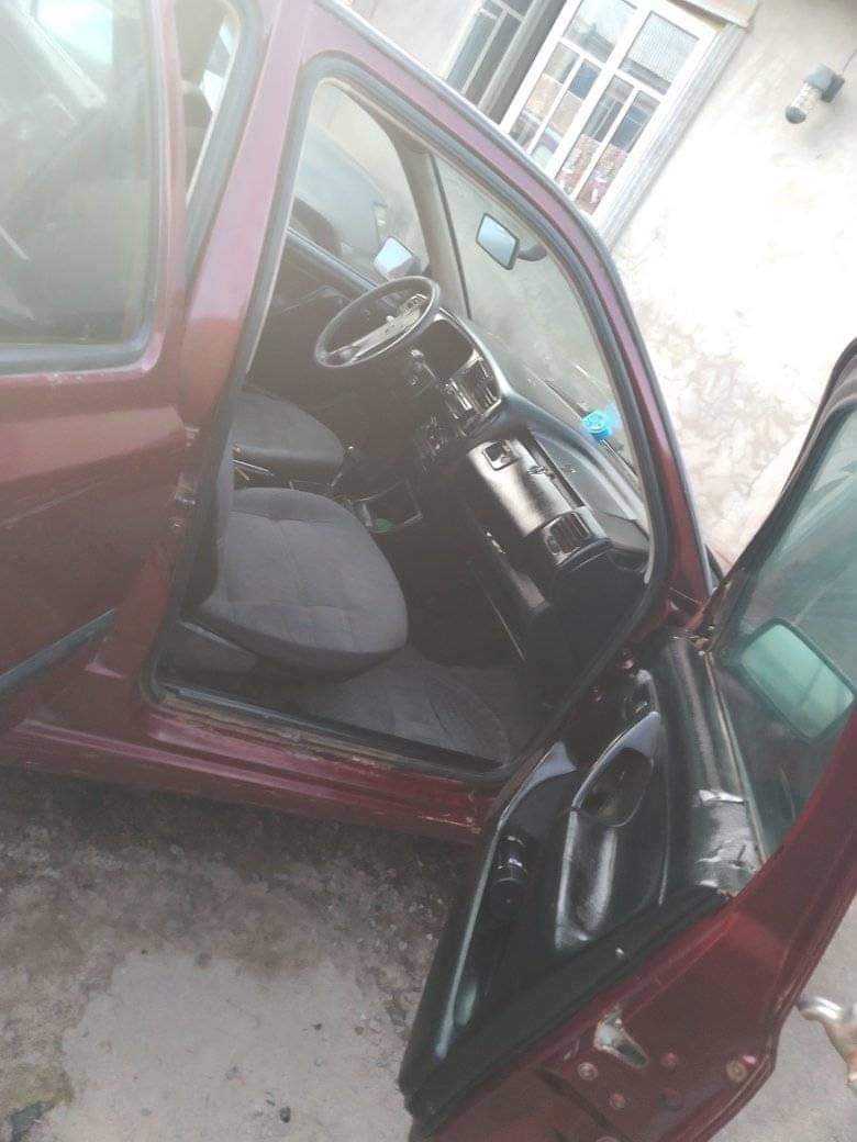 A picture of 2000 Volcwagen golf 3