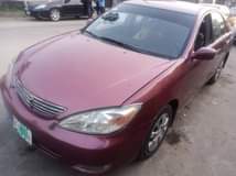 A picture of 2006 Toyota Camry in very good condition Sound engine gear