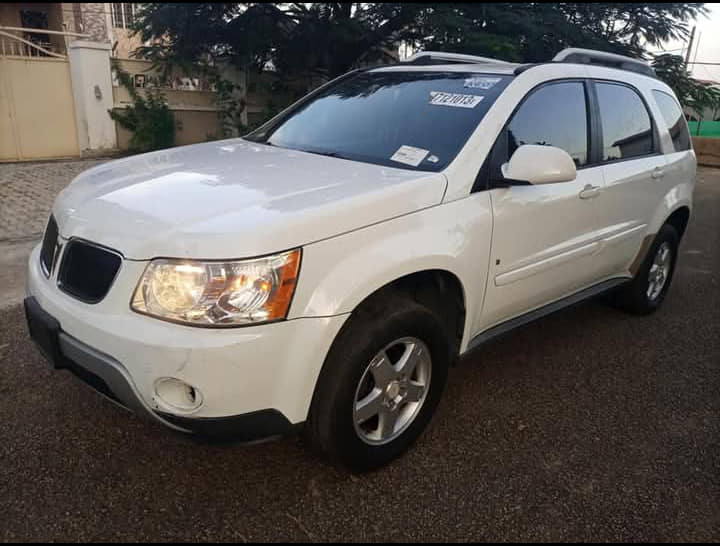 A picture of 2008 PONTIAC TORRENT FOREIGN USED 