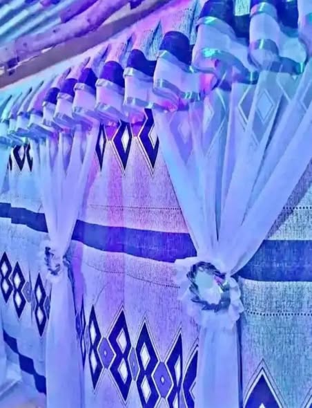 A picture of Curtains