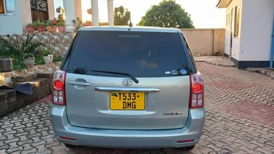 A picture of Toyota Raum