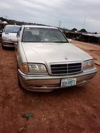 A picture of Mercedes Benz C class automatic transmission