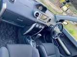 A picture of TOYOTA IST IMENYOOKA SANA IPO SOKONI KWA BEI KITONGA SANA