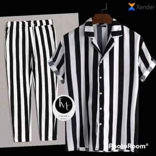 A picture of Casual out fits Short Sleeve