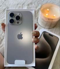 A picture of iPhone 15 pro max first copy kutoka china