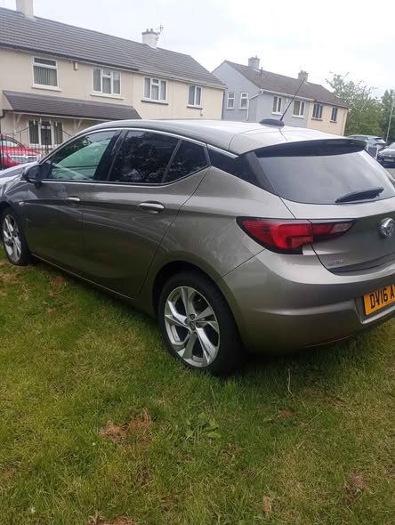 vauxhall astra