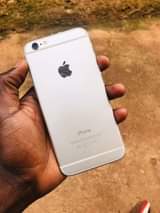 A picture of iPhone 6 32Gb at 200k