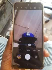 A picture of I only deal in used like new phones only