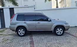 A picture of Nissan X Trail on sale DWE gari imetuzwa vizuri sanaaaa