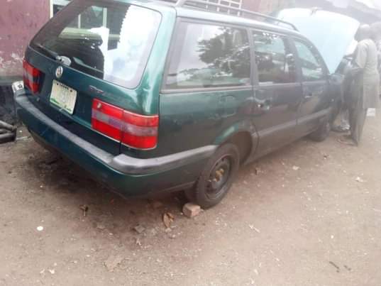 A picture of 1999 Volkswagen Passat 1.8