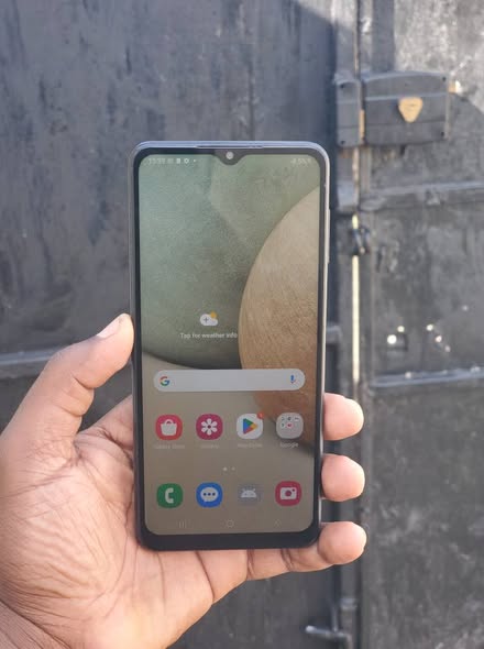 A picture of Samsung A12