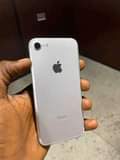 A picture of iPhone 7 32GB at 290k touch ID works