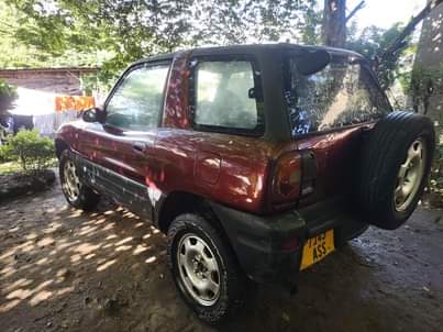 A picture of Rav 4 old model kipisi 0654207076